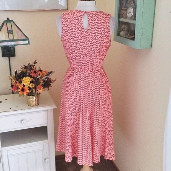 Superfoxx Soft Knit Dress - Picture 5 of 10